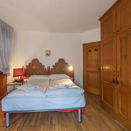 Casa Bigontina 19, In The Center Of Cortina